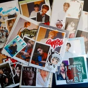 Kpop 2 straykids photocards bundle